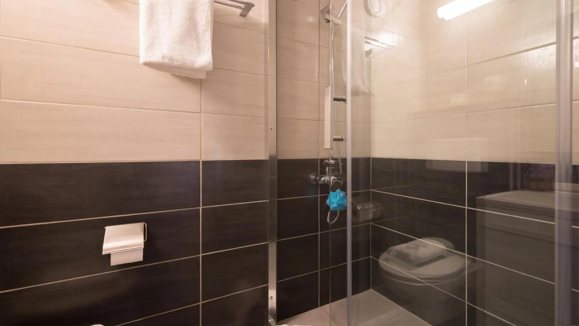 Residence Grand Roc - Bruyeres 022 - Happy Rentals Chamonix Apartment